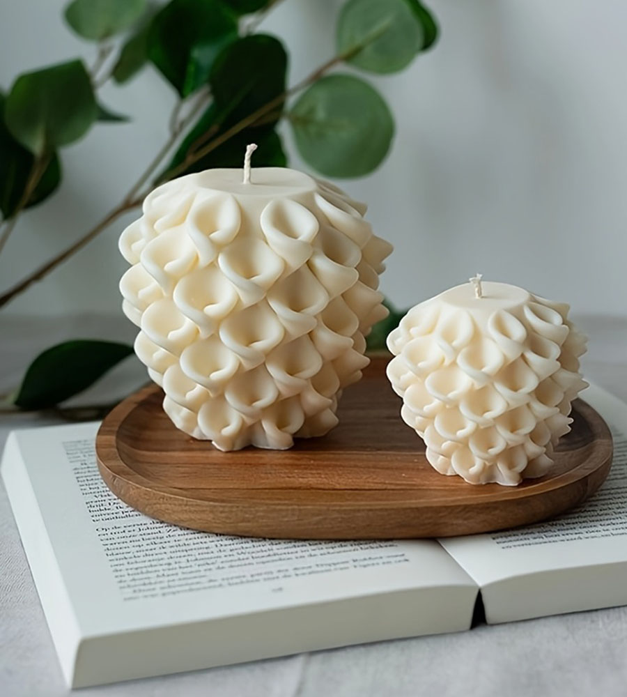Larges scented Pillar candle,Sculptural Candle